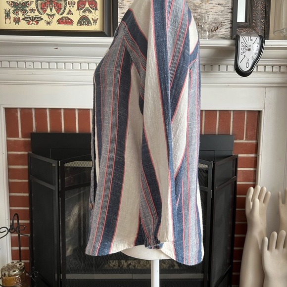 Cloth & Stone for Anthropologie Medium Button Blouse - Picture 4 of 6